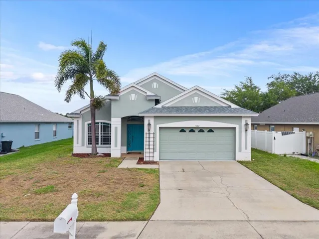 Adorable exterior & 2 Car Garage!