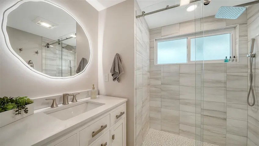 Guest bath #1