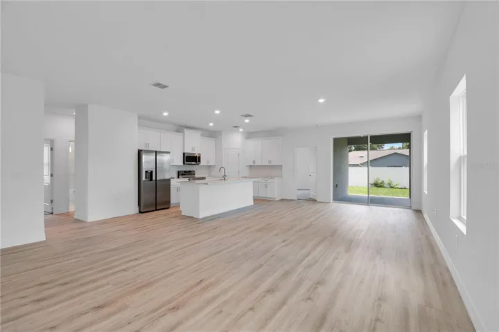 Living/Dining Room