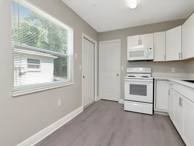 Unit 6205 - Kitchen