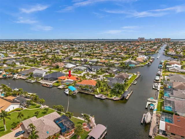 125 foot wide, direct gulf access Finn Canal