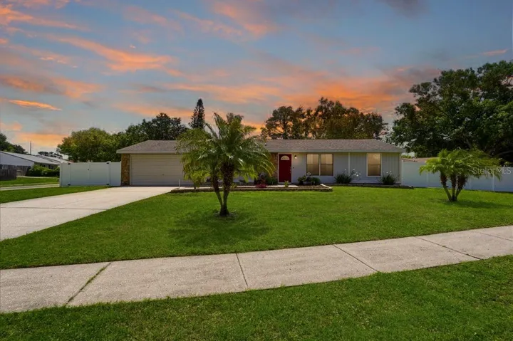 NO HOA, CORNER LOT, IDEAL STARTER HOME, RETIREMENT HOME OR INVESTMENT!