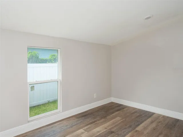Additional bedroom ideal for guests, family, or a home office.