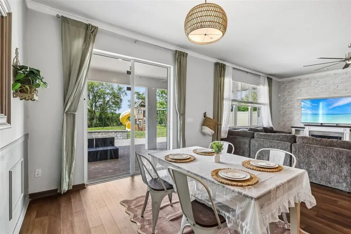 Eat in Kitchen "cafe" area