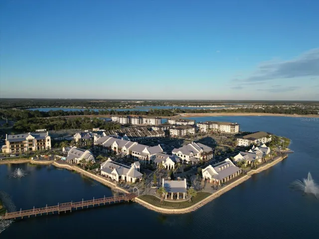 Aerial veiw of Waterside at Lakewood Ranch
