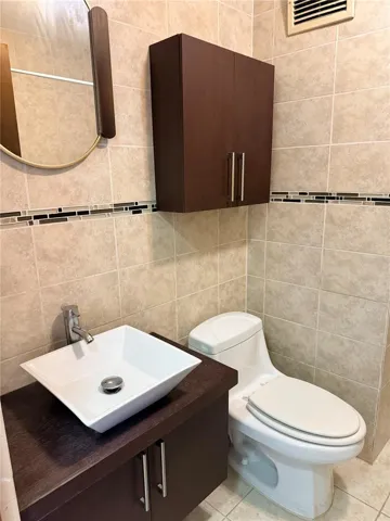 full bathroom