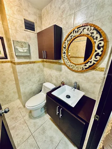 full bathroom