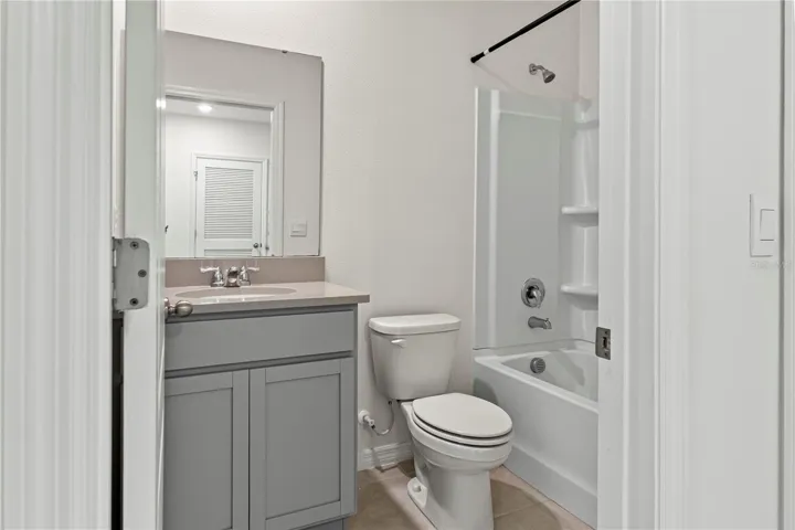 2nd Bathroom