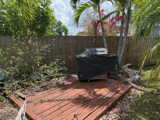 Entertainment Deck