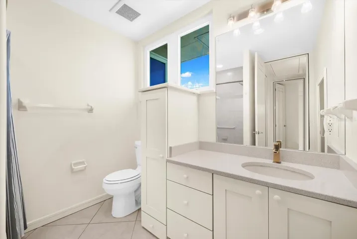 Shared Guest Convenience