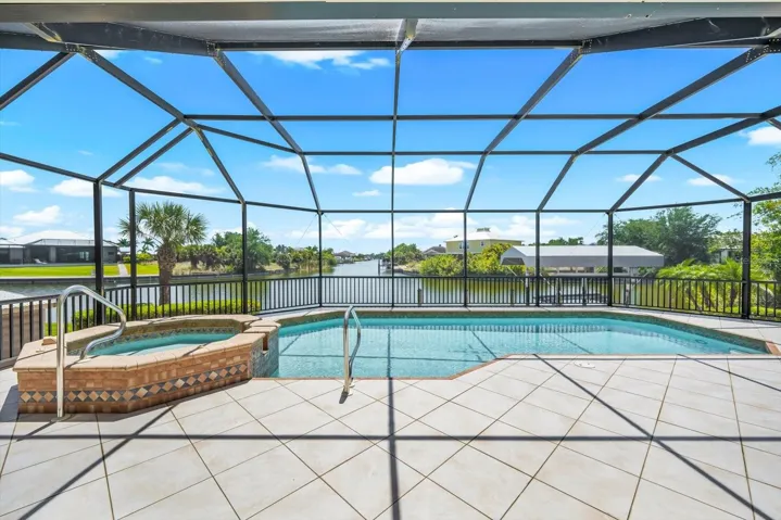 Heated Saltwater Resort Pool