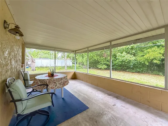 Screened lanai