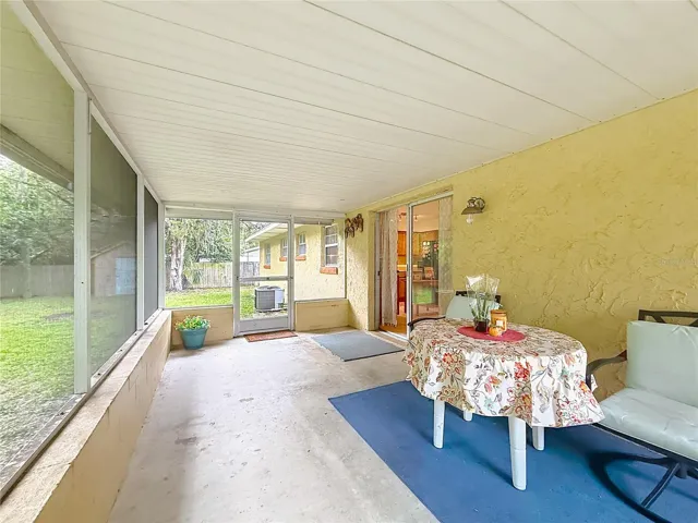 Screened lanai