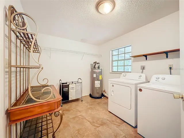 Great size laundry room