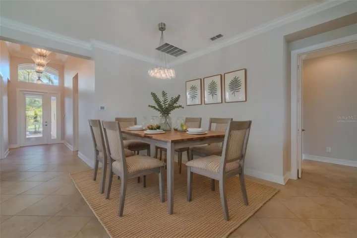 Virtually Staged Dining Room