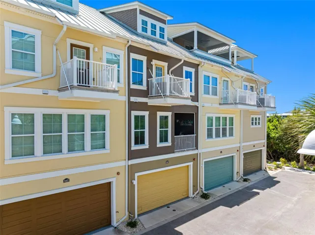 ... Townhome # 806 Golden Yellow Garage Door. Keyless Entry.. Plenty of Guest Parking. Waterside  is a well Run Complex.. The Grounds are Kept spotless. A Great Community to Visit or Live Full Time..
