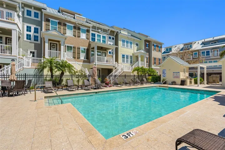 ... Plenty Of Lounging Areas By the Pool.