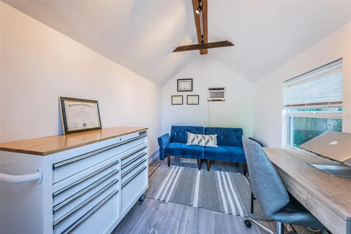 Office/multi-purpose room