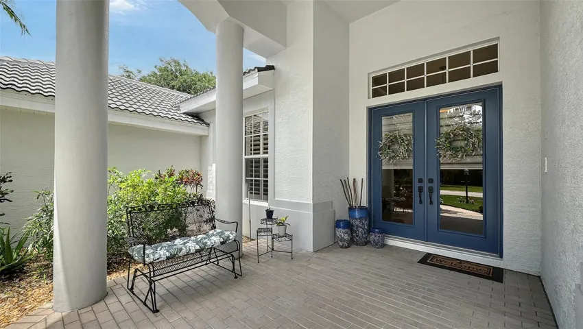 Stunning front entrance.