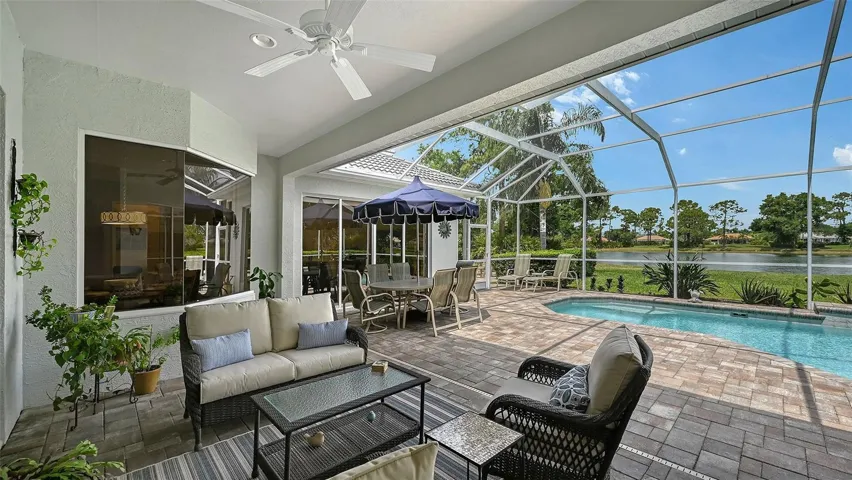 Lounging area on lanai.