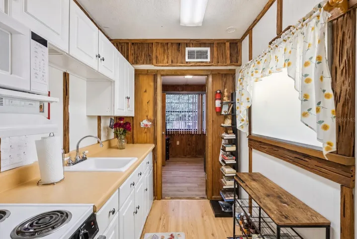Kitchenette