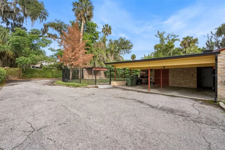 Carport