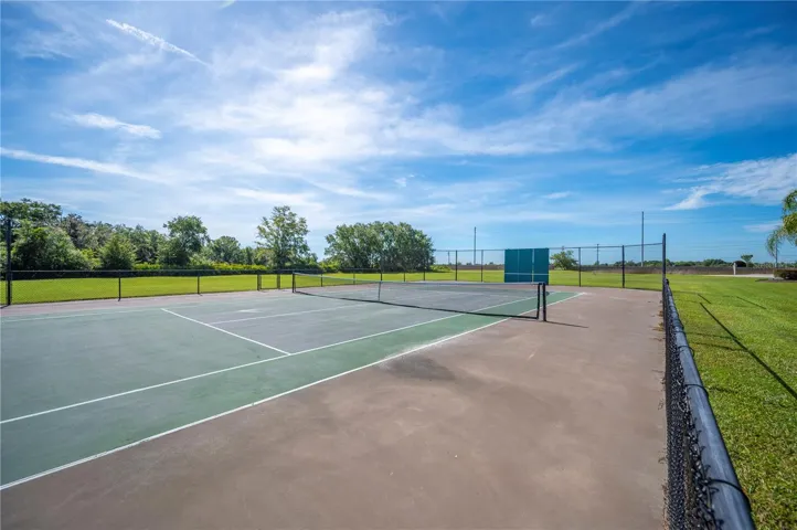 sunrise tennis match anyone?