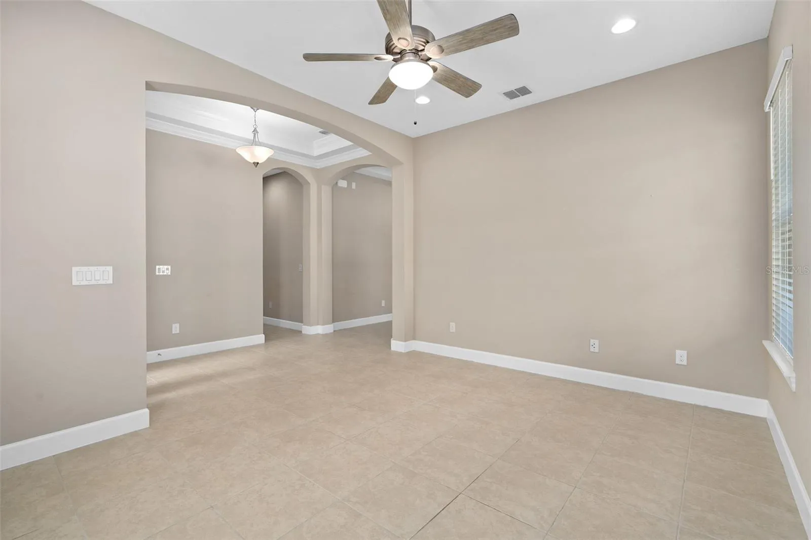 Flex Space looking toward the Foyer