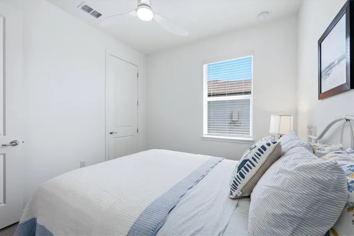 Guest bedroom