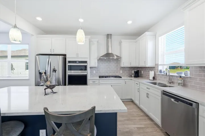Neutral backsplash ready for your touch