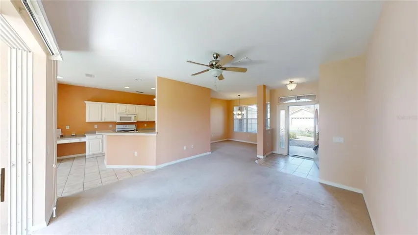OPEN FLOOR PLAN