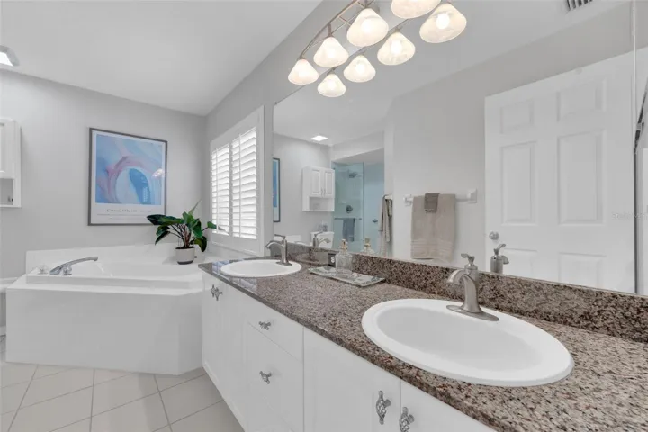En-Suite Bath