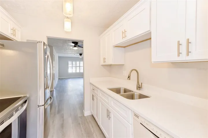 Kitchen Countertops and Cabinets...all new!
