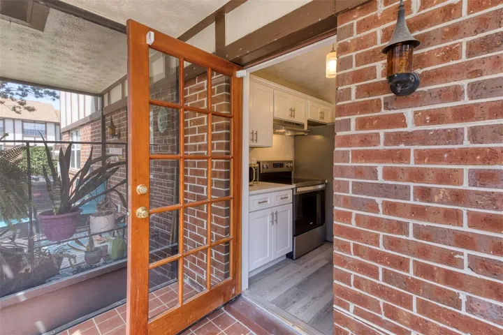 Porch to kitchen