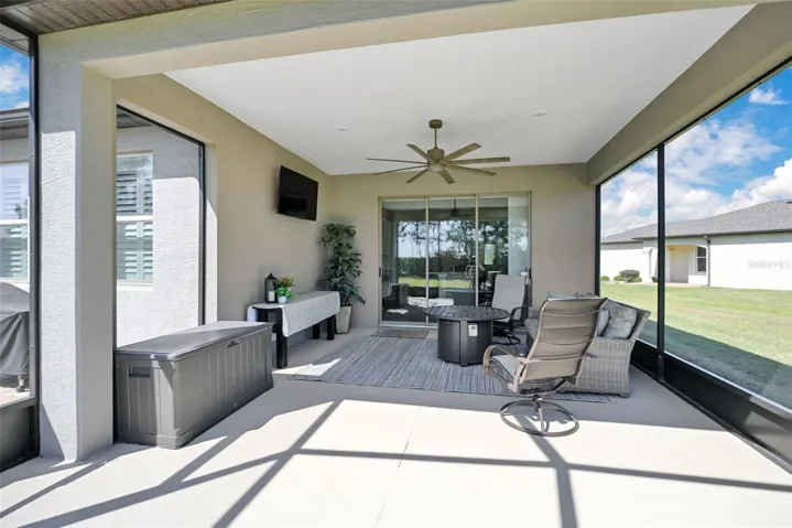 Extended Screened Lanai w/ included Flatscreen TV & Large Ceiling Fan