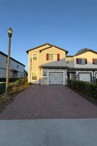 Front House with 2 car driveway