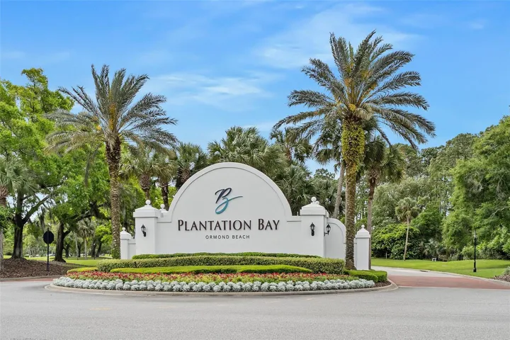 Front entrance to Plantation Bay