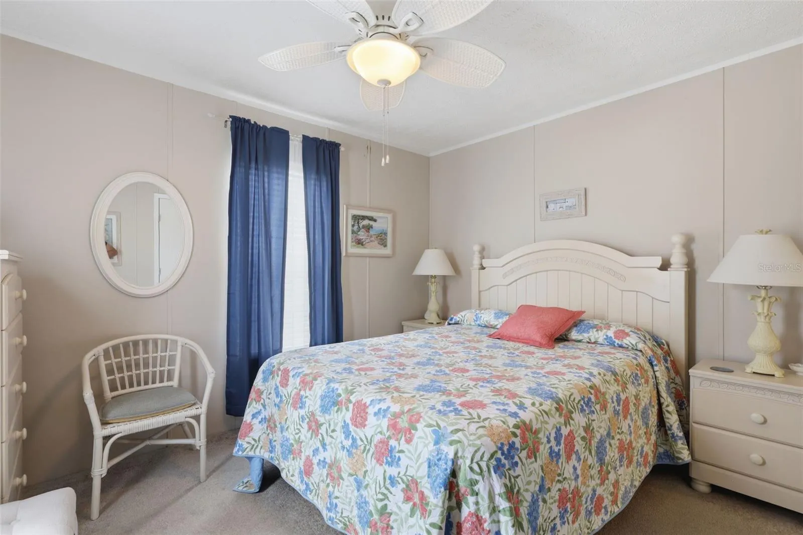 2nd bedroom