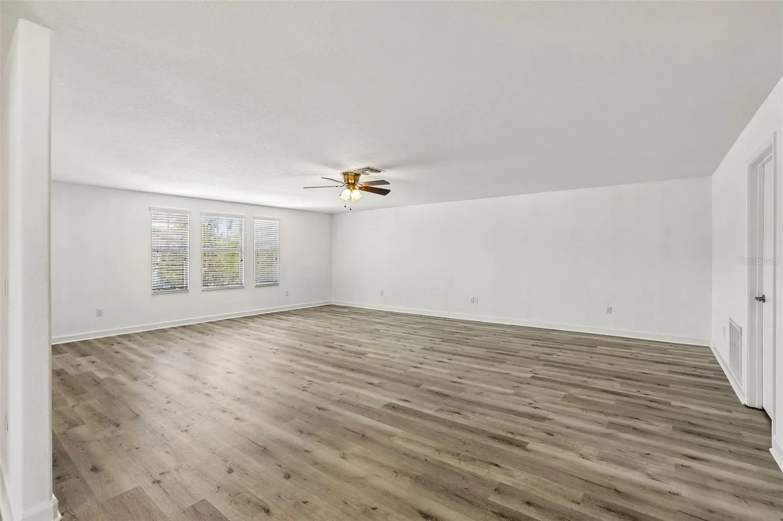second floor loft