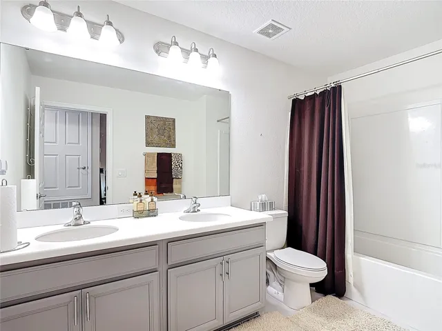 Upstairs Guest bath room dual sinks