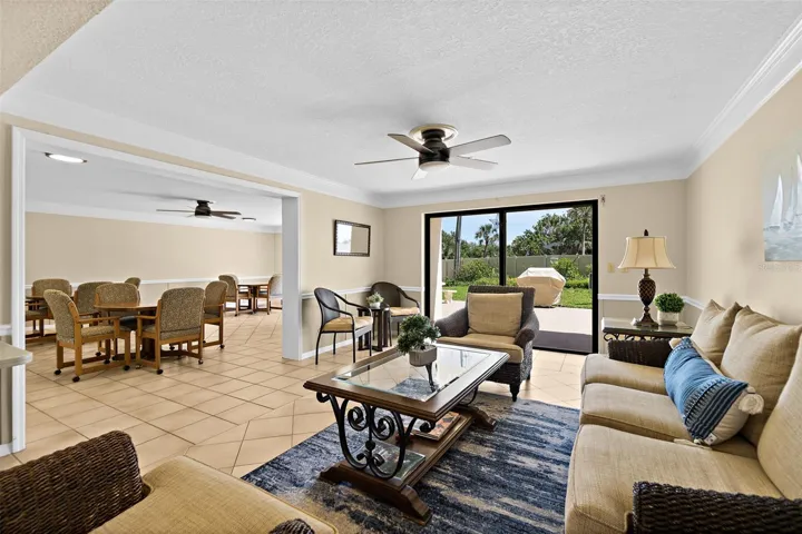Windward East Amenities