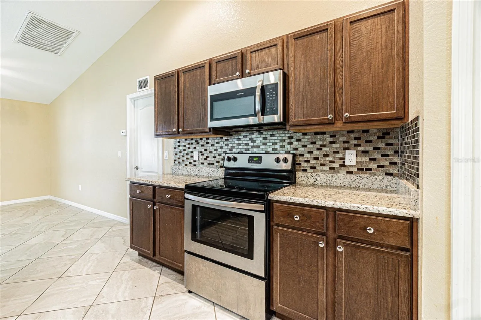 1311 Evergreen Park Cir, Lakeland, Florida 33813 — photo 6
