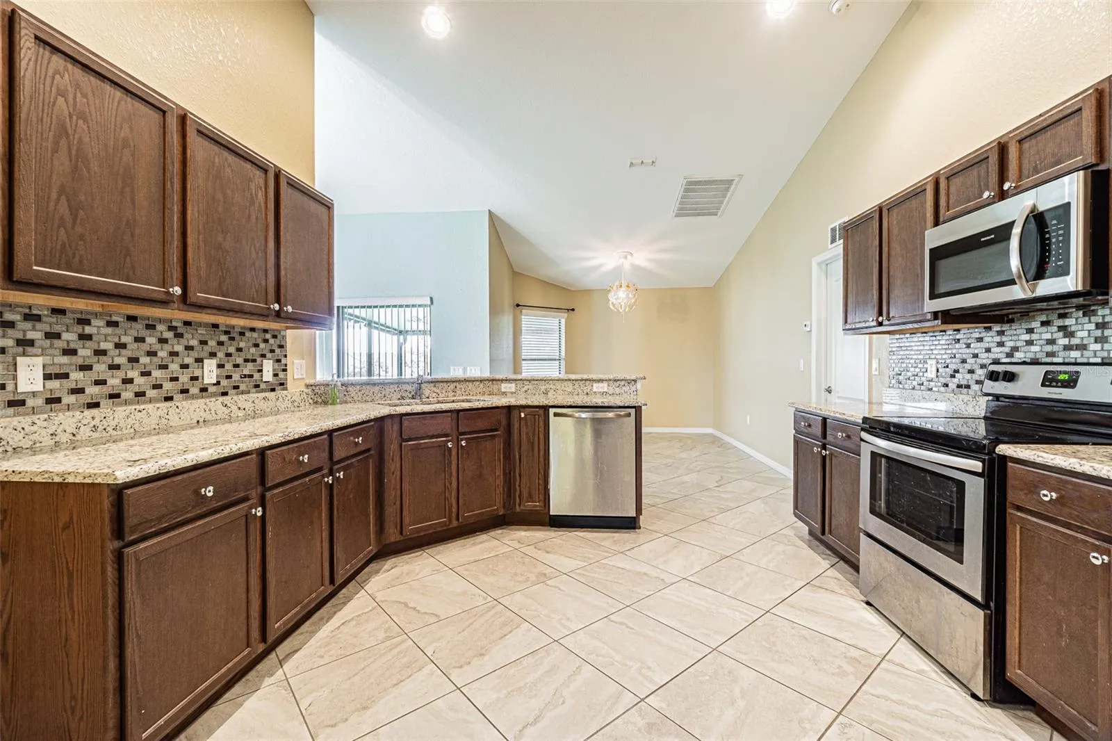 1311 Evergreen Park Cir, Lakeland, Florida 33813 — photo 4