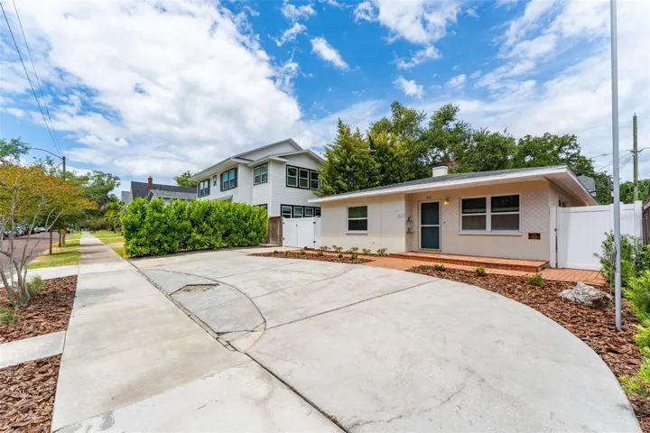 large circular driveway