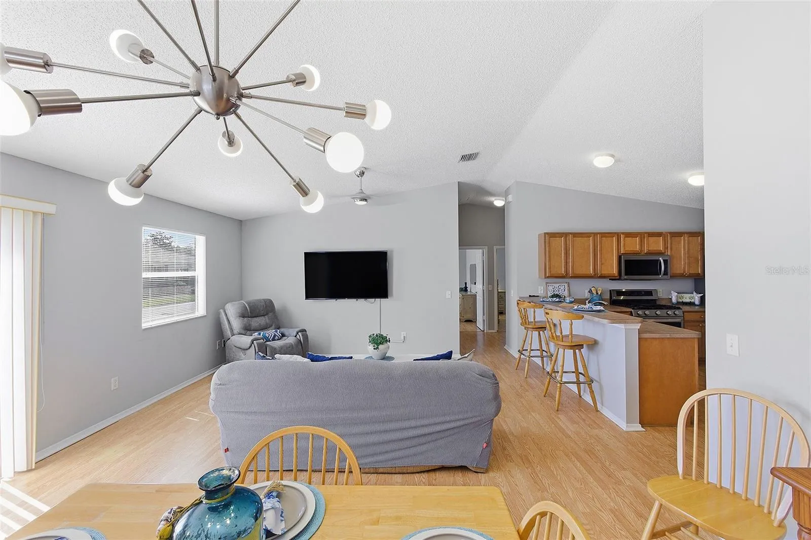 living room - into kitchen - breakfast bar