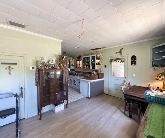 In-Law livingroom