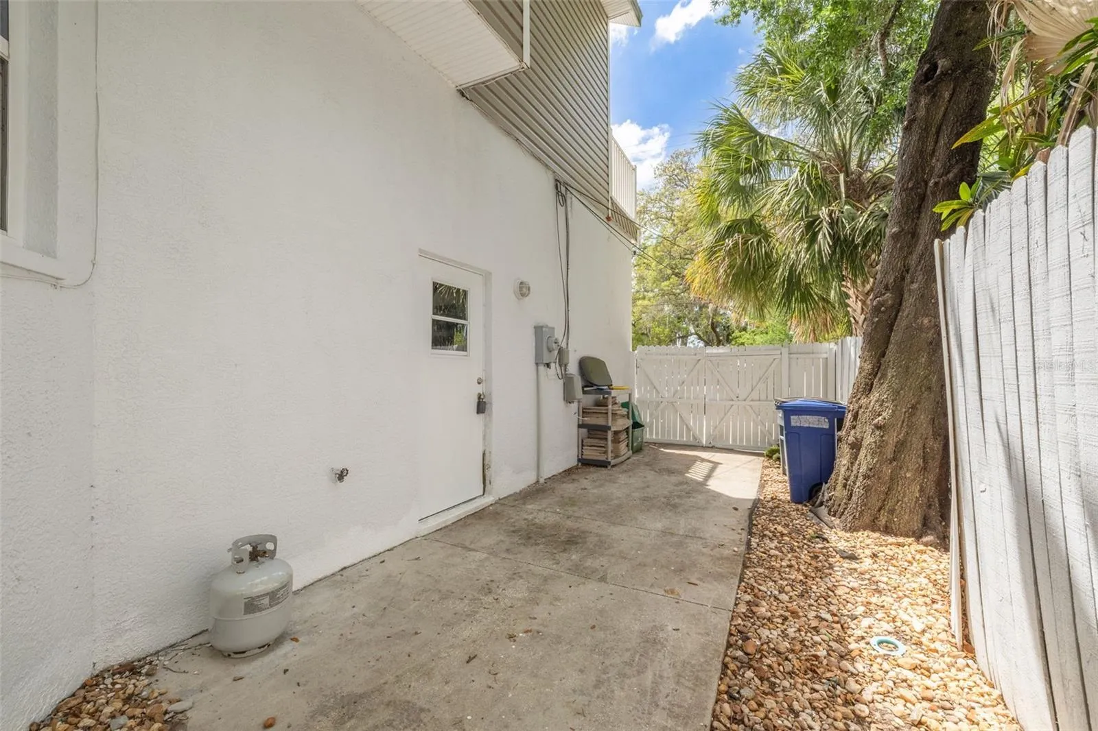 Side of home to store wave runners or kyacks