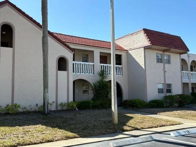 antigua bldg 1