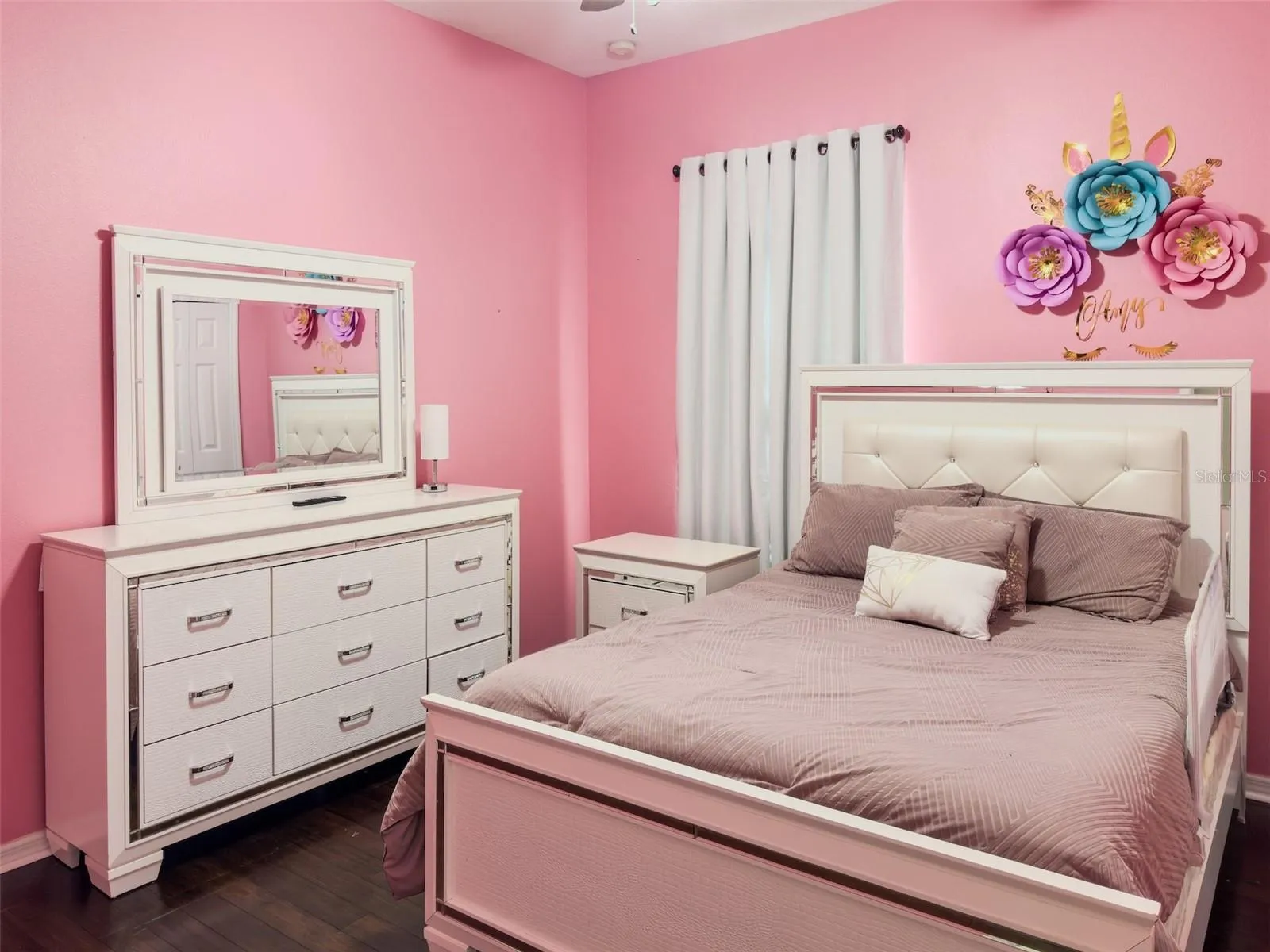 1ST BEDROOM