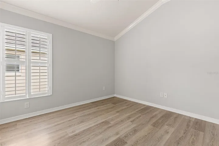 2nd guest bedroom, plantation shutters